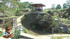 Tapi bukan lari dari pekerjaan ya, selesaikan dulu tugasnya, biar liburan kamu semakin menyenangkan. Taman Mayasih Lahan Galian Bekas Tambang Batu Besar Cigugur Kuningan Jawa Barat 2014 By Kartasoewarto