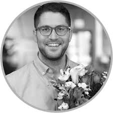 Small Giants Leaders Stepping Up