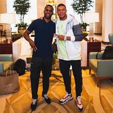 Liverpool here we come ️🏆 Jordan Henderson Reacts To Daniel Sturridge Posing With Transfer Target Kylian Mbappe Mirror Online