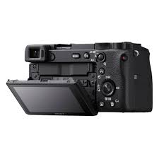 A sublime little mirrorless camera. Buy Sony Ilce6600mb A6600 Mirrorless Digital Camera Black Sony E 18 135mm F 3 5 5 6 Oss Lens Online In Uae Sharaf Dg