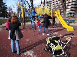 La decisione arriva per effetto della sentenza del tar, che ha accolto il ricorso del comitato a scuola, e ha sospeso l'ordinanza emessa dal governatore attilio fontana che prevedeva la didattica. Riapertura Scuole Lombardia Fontana Revoca Delle Misure Se I Contagi Si Fermano Corriere It