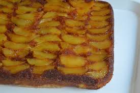 Tarta cu prune si alune de padure. Prajitura Rasturnata Cu Mere Caietul Cu Retete