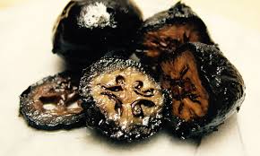 Schwarze Nusse Delikatesse Zum Selbermachen Gesund Mit Natur Delikatessen Rezepte Beef Tartare