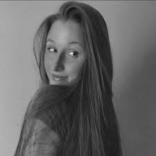 Shay Collier's Instagram, Twitter & Facebook