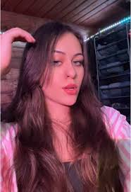 Anni Gonzalez (@anni.king_44)