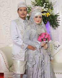Sewa baju tunang, nikah atau sanding. Sewa Gaun Nikah Murah Di Jakarta Selatan Hanna Rias Pengantin Di Penyewaan Baju Pengantin Muslimah Diary Hijaber