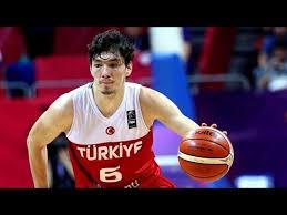 Survivor canlı yayınında acun ilıcalı tarafından cedi osman'ın instagram üzerinden takip edilmesi gereken. Nba De Oynayan Genc Gururumuz Cedi Osman Kimdir Youtube