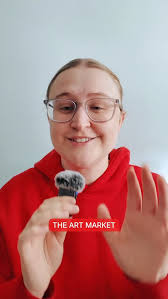 In our recent conversation with Allison Thorpe, Senior VP at Sutton  Communications, we explored the crucial role storytelling plays in building  a gallery's brand and attracting collectors. Allison shared invaluable  insights, with