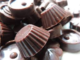 Truffe Au Chocolat Ou Praline Au Chocolat La Cuisine De Ponpon Rapide Et Facile Truffes Au Chocolat Chocolat Chocolate Bonbon