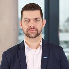 Thomas Zackel auf LinkedIn: #amb2024 #schunk #handinhand #amb  #oneteamonefamily