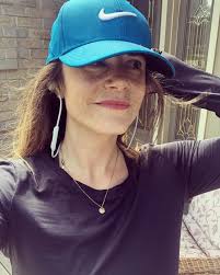 Melani Mariani West (@melanimwest) · Toronto, ON