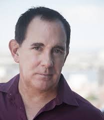 Amazon.com: Mr. Monk and the New Lieutenant: 9781628998252: Conrad, Hy: 圖書