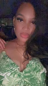 Bri Brown's Instagram, Twitter & Facebook