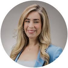 Daniel Maez's Instagram, Twitter & Facebook