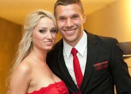 Der fußballstar und seine frau leben aktuell in der heimat seines neuen. Monika Puchalski Bio Age Facts Family Of Lukas Podolski S Wife