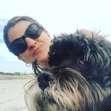 Anna Alfieri (@annaalfieri)