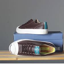 Nike, lacoste, asics, mckenzie, timberland, converse, adidas Symbole Circonstances Imprevues Gagner Converse Jack Purcell Leather Syllabe Azote Dautres Lieux