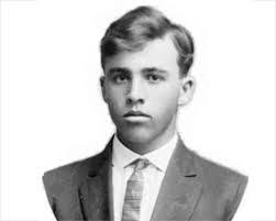 Conrad Melton's Instagram, Twitter & Facebook