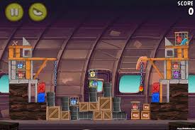They change from theme to theme, with golden pineapples in the warehouse, golden bananas in the jungle, and golden mangos on the smugglers' plane. Angry Birds Rio Smugglers Plane Walkthrough Level 28 12 13 Angrybirdsnest