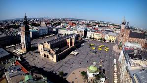 Świat z góry, czyli niesamowite zdjęcia satelitarne ukazujące naszą planetę z innej perspektywy. Rynek Glowny Z Lotu Ptaka Zdjecia Lovekrakow Pl