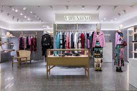 Thu, jul 15, 2021, 3:46am edt Milan In 100Âº The 10 Top High Fashion And Luxury Stores One Hundred Edition