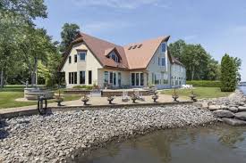 Immobilier Et Logement A Vendre Au Quebec 7131 Logements House Styles Mansions Home