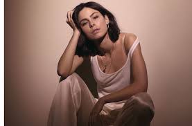 Werden wir jetzt über jede schwangerschaft informiert. Das Phanomen Lena Meyer Landrut Die Marke Lena Panorama Stuttgarter Zeitung