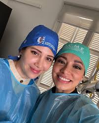 Muchas gracias al Dr.Beut por estos días llenos de aprendizaje. Repasamos  la anatomía aplicada a inyectables en cadáver y las técnicas del Dr.Beut  con el fin de tener menos riesgos y abordar