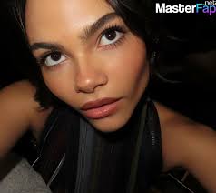 Ariana Greenblatt tits out night glow