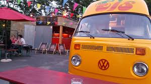 Wie oft darf die miete steigen? Eis Vw 76 Vw T2 Alter Eiswagen Eisbulli 76 And Friends For Rent Eisvw76 Eis Mieten Event Firmenfeier Sommerfest Geburtstag Hochzeit Holger Kentrat Retro Vintage Oldtimer Eventservice Bulli Foodtruck Eisbulli 76 Der
