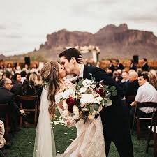 2 411 Likes 26 Comments Wedding Photo Mag Weddingphotomag On Instagram Lovely Photo By Annieruby Wedding Photos Wedding Shots Wedding Photography