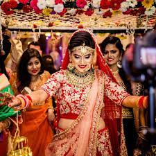 Most of our wedding packages include candid ceremony photos taken during the ceremony itself. 13 Best Wedding Photographers In Delhi Lbb Delhi