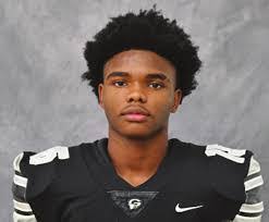 Laurel Walls's Instagram, Twitter & Facebook