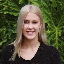 Jessica Quenga's Instagram, Twitter & Facebook