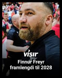 Jólin eru búin en Brittany Bowe er enn að útdeila gjöfum