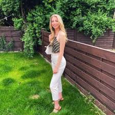 Abbie (@abbie_levitt)