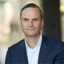 The customer is always right.” Harry Gordon Selfridge Known as the “Earl of  Oxford Street,” Harry Gordon Selfridge was an American retail magnate who  founded the London-based department store…