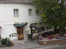 Regional meals which are freshly prepared in our restaurant. Hotel Restaurant Cafe Zur Linde In Schuld