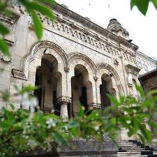 Facultatea de științe juridice, sociale și politice, una dintre cele mai importante facultăți din cadrul universității „dunărea de jos din galați, își schimbă, din acest an, numele în facultatea de drept și științe administrative, conform hotărârii de guvern nr. Universitatea DunÄƒrea De Jos A Stabilit Calendarul Admiterii ViaÅ£a LiberÄƒ GalaÅ£i