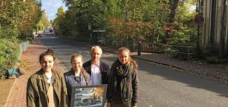 Dieses kreditinstitut ist eine förderbank und hat viele funktionen in der deutschen bankenlandschaft. The German Autumn School Children Study Raf Terrorism