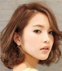 The fade haircut has generally been satisfied guys with brief hair, yet recently, individuals have been integrating a high fade with tool or long hair on the top. Perm Korean Wavy Short Hair Novocom Top