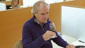 First Space Wine Is Tasted Following A 14 Month Stay On The International Space Station Daily Mail Online