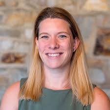 Ali Schiller's Instagram, Twitter & Facebook