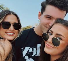 Beau Burris (@beau.c.burris) • Instagram photos and videos