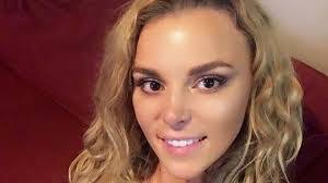 Samantha Engel's Instagram, Twitter & Facebook