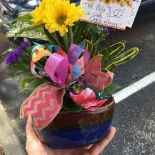 Not a problem for myglobalflowers as we offer flower delivery to any part of the globe with a 100% fresh quality guarantee from local florists. Flower Cart Florist 31 Photos 10 Reviews Florists 1125 Lakeland Hills Blvd Lakeland Fl Phone Number Yelp