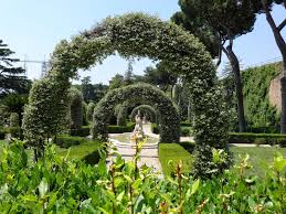 Resultado de imagen para JARDINES PARA ALTARES CATOLICOS
