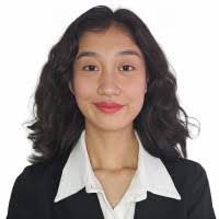 Camille Compton's Instagram, Twitter & Facebook