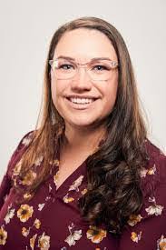 Julie Winans's Instagram, Twitter & Facebook