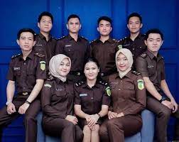 Kasat reskrim dalam kesempatan tersebut menyampaikan terima kasih kepada keluarga kedua korban dan masyarakat di sekitar tempat rekonstruksi yang ikut menjaga keamanan sehingga rekonstruksi berjalan aman dan damai. Kabar Gembira Buat Pelamar Cpns Kejaksaan Ini Lokasi Tes Skd Portal Sulut